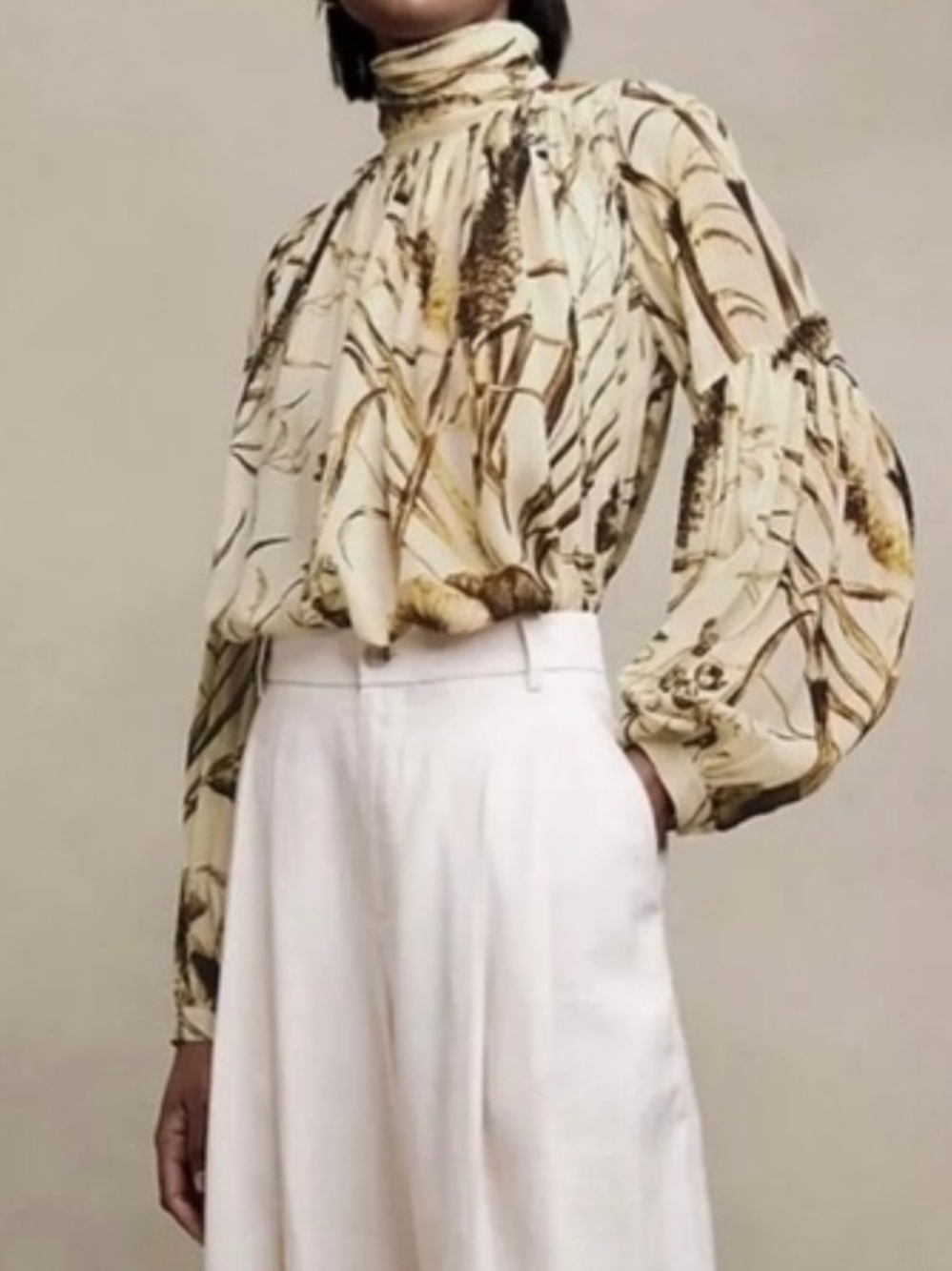 Banana Republic Zoe balloon Sleev Blouse